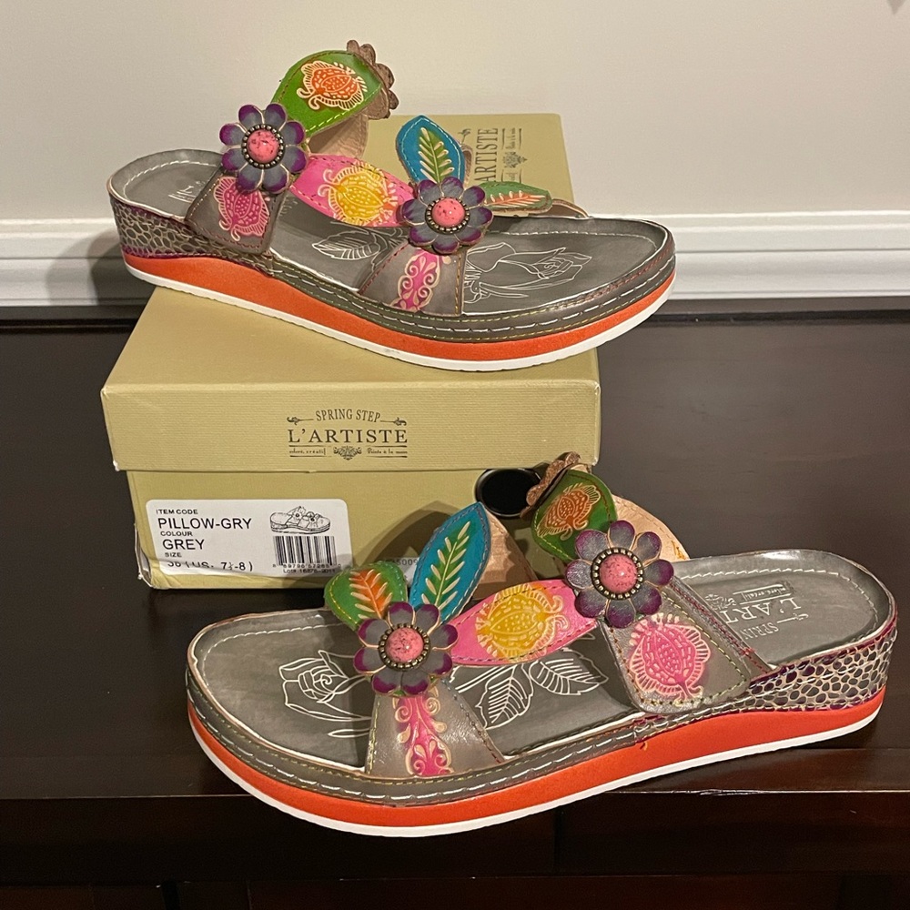 L’Artiste Pillow Sandal